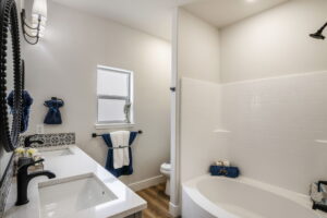 13-web-or-mls-1068-Tanglewood-17